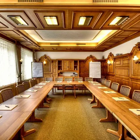 Otel Brauereigasthof Und Schmucker